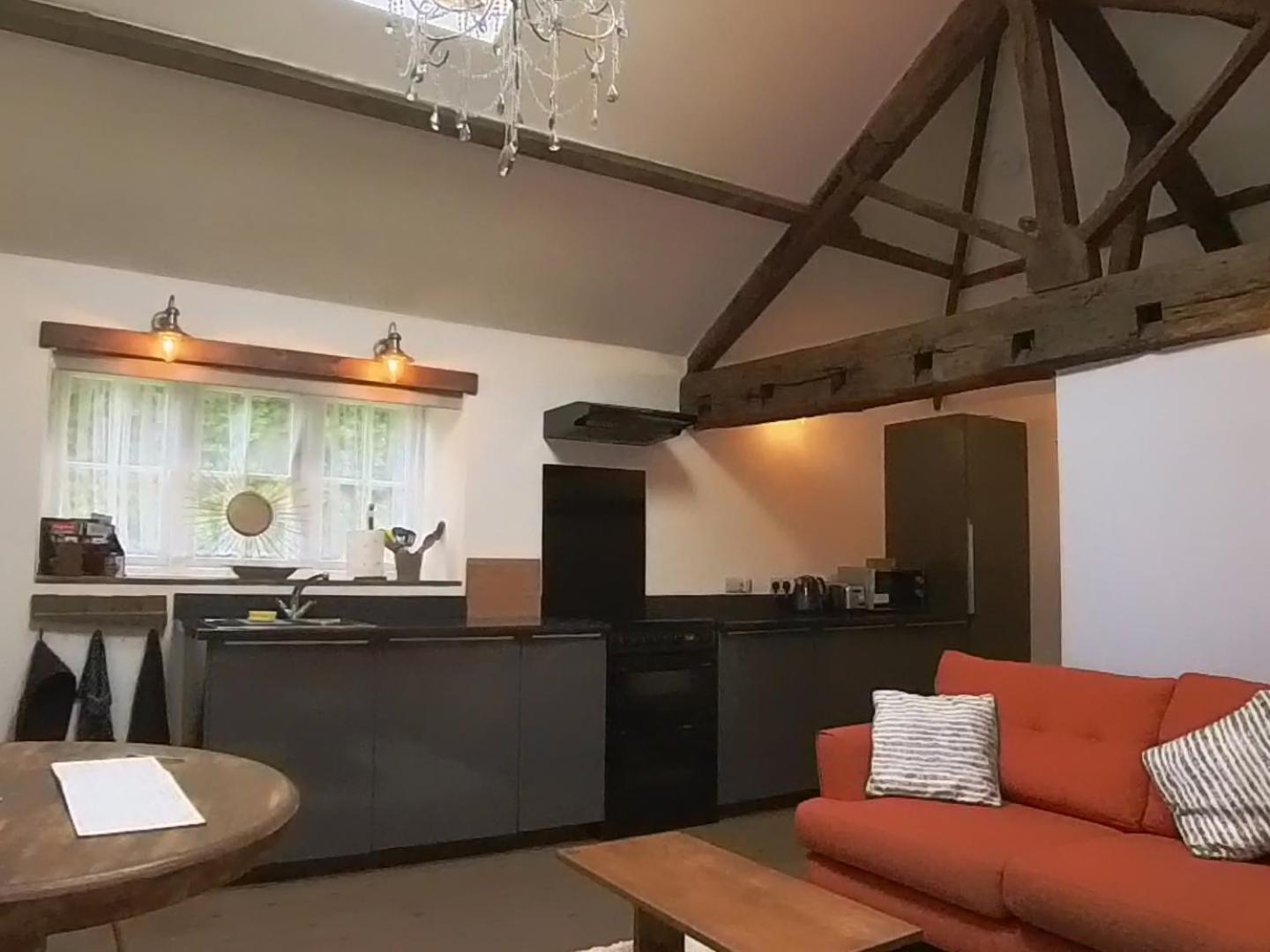 The Smithy Villa แนร์สเบอเรอ ภายนอก รูปภาพ